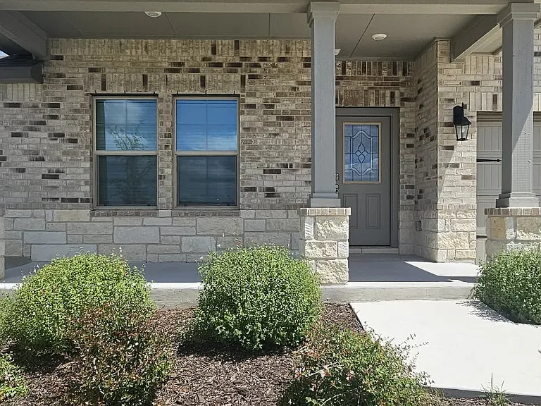 200 Creekfall Rd — Photo 2