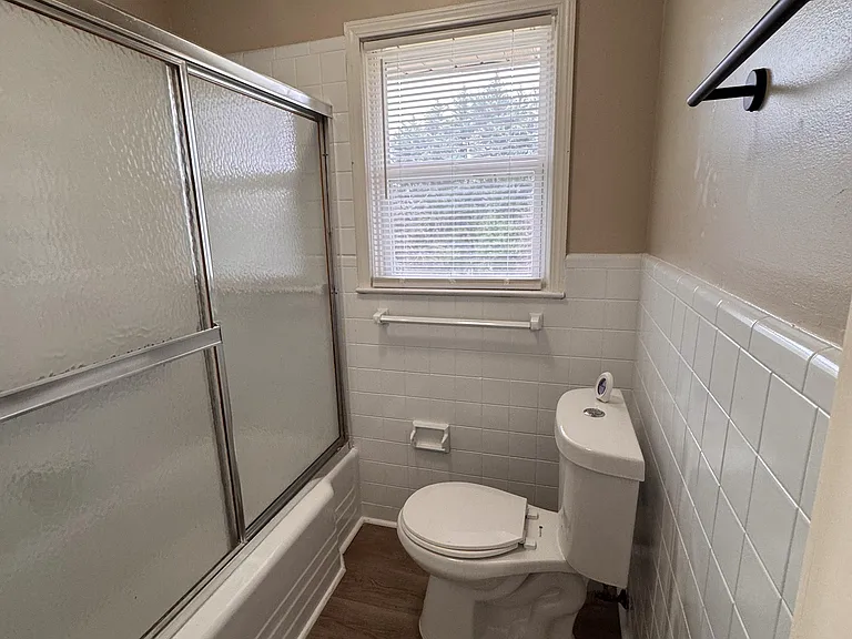 Cook Pl — Photo 9