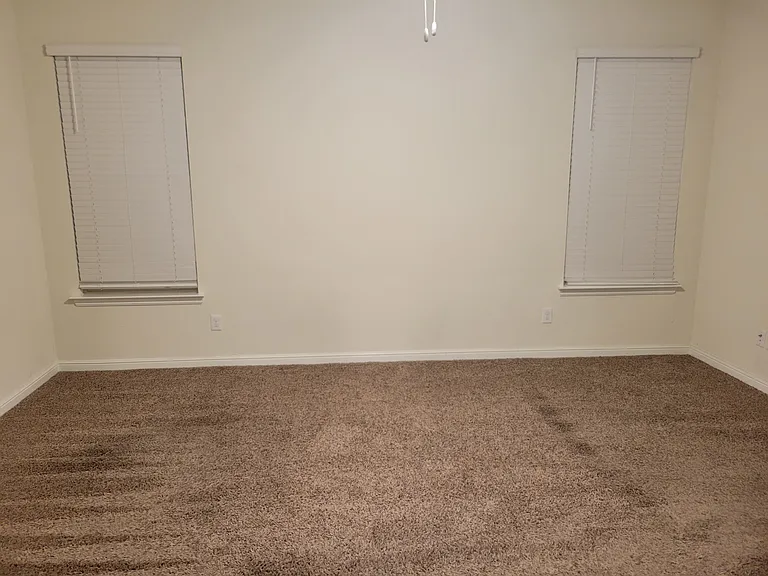 519 Heartland Dr — Photo 5