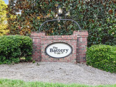 7510 Lead Mine Rd APT 100, Raleigh, NC, 27615