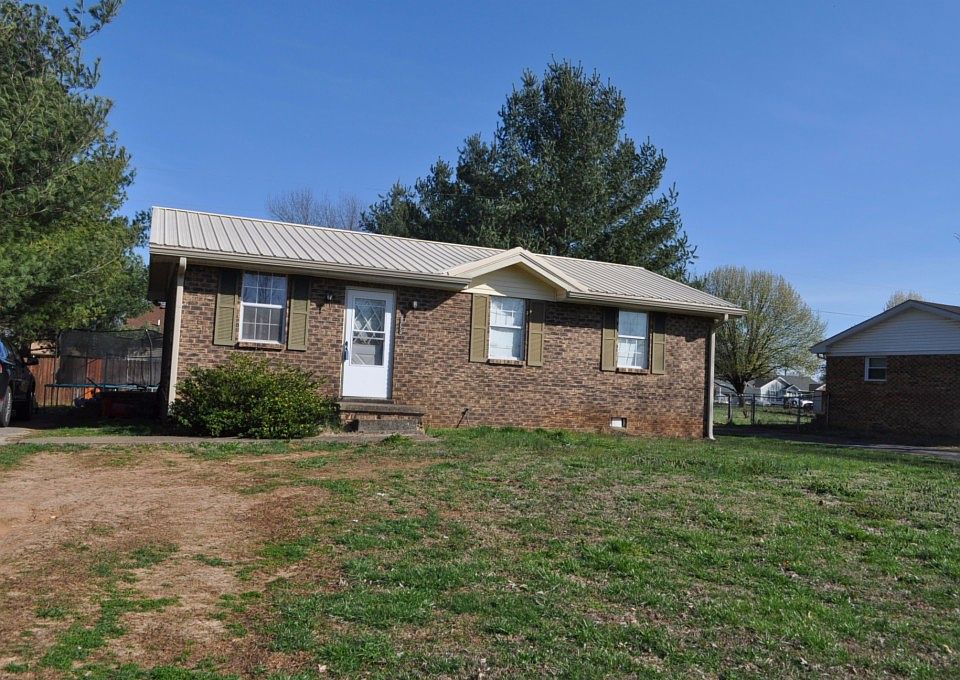 2nd image of 152 Windy Cir