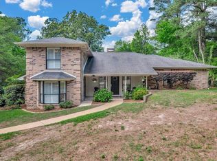 1110 Crestview Dr, Nacogdoches, TX 75965