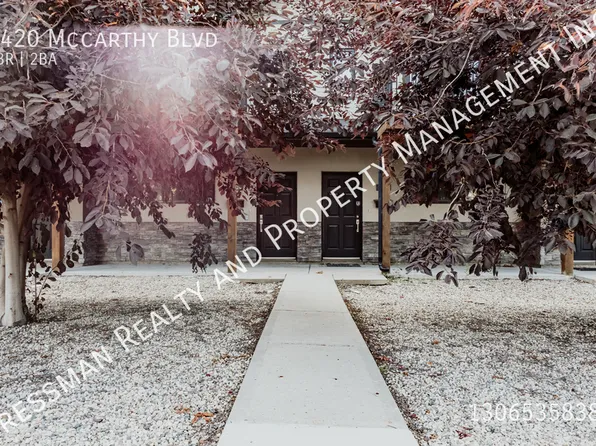 1420 McCarthy Blvd, Regina, SK S4T 1A4