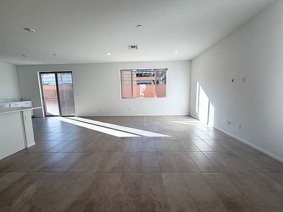 5th image of 5975 Lindenberry Walk St