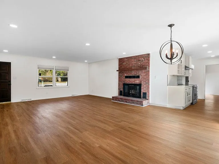 16808 Knoxwood Dr — Photo 7