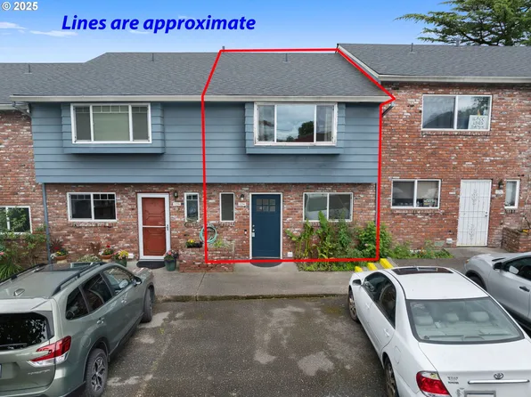 1256 NE Hogan Dr, Gresham, OR 97030