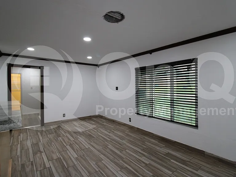 17 Macarthur Dr #A — Photo 10