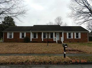 601 Caravelle Dr, Chesapeake, VA 23322