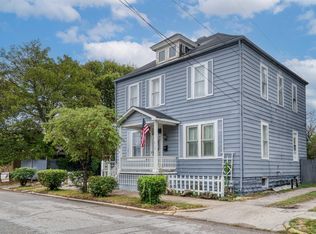 227 S 7th St, Vincennes, IN 47591