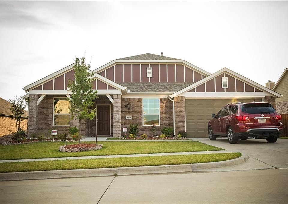 1st image of 1502 Mockingbird Way