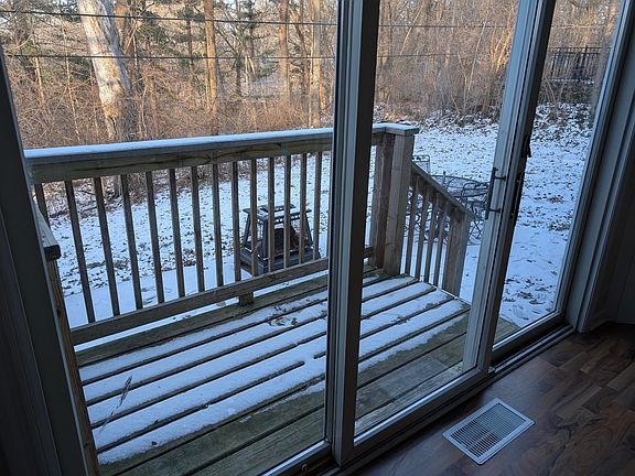 5th image of 1013 Idlewild Dr