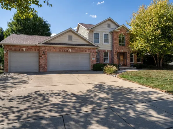 1707 Fraser Dr, Normal, IL 61761