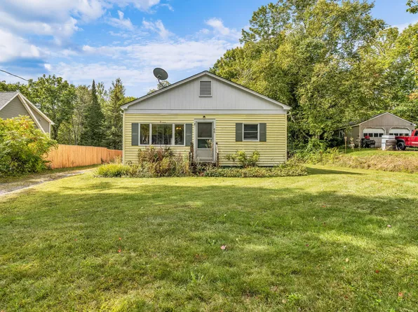 66 Summer Street, Oakland, ME 04963