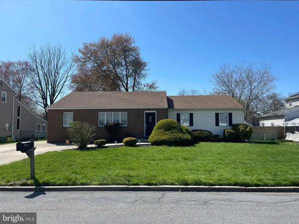 100 McKinley Ave, Blackwood, NJ 08012