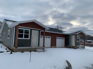 815 Warrior Dr #A & B, Vincent, OH