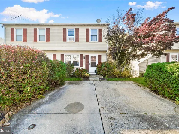 77 Wenner Dr, Brunswick, MD 21716