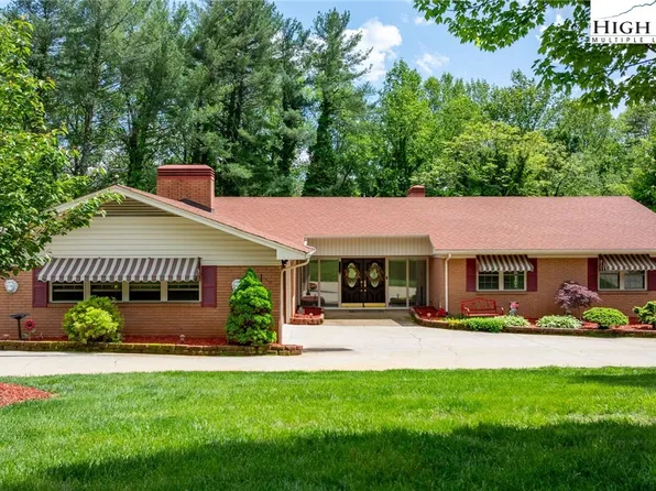 114 Eastwood Park Drive, Lenoir, NC 28645