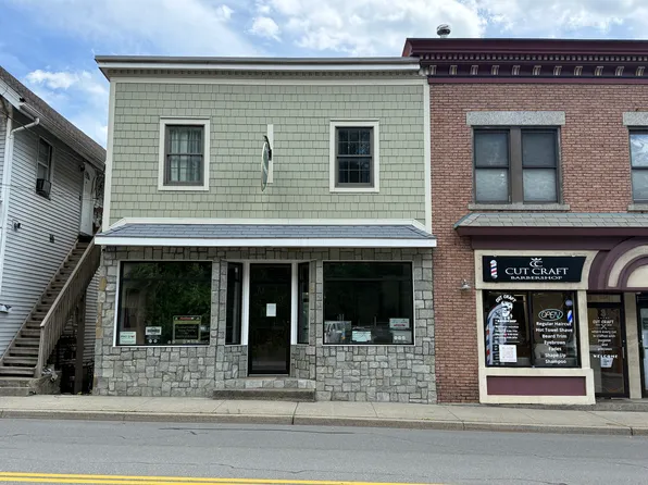 5 Wayne Ave #1, Suffern, NY 10901