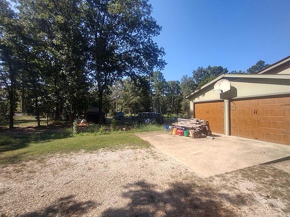 3rd image of 767 Lane Rd