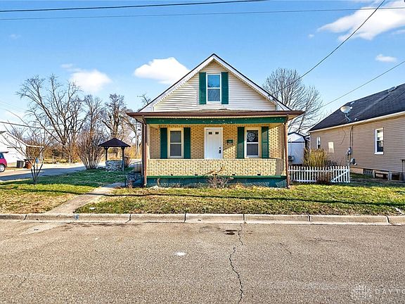 4th image of 533 Spring Ave