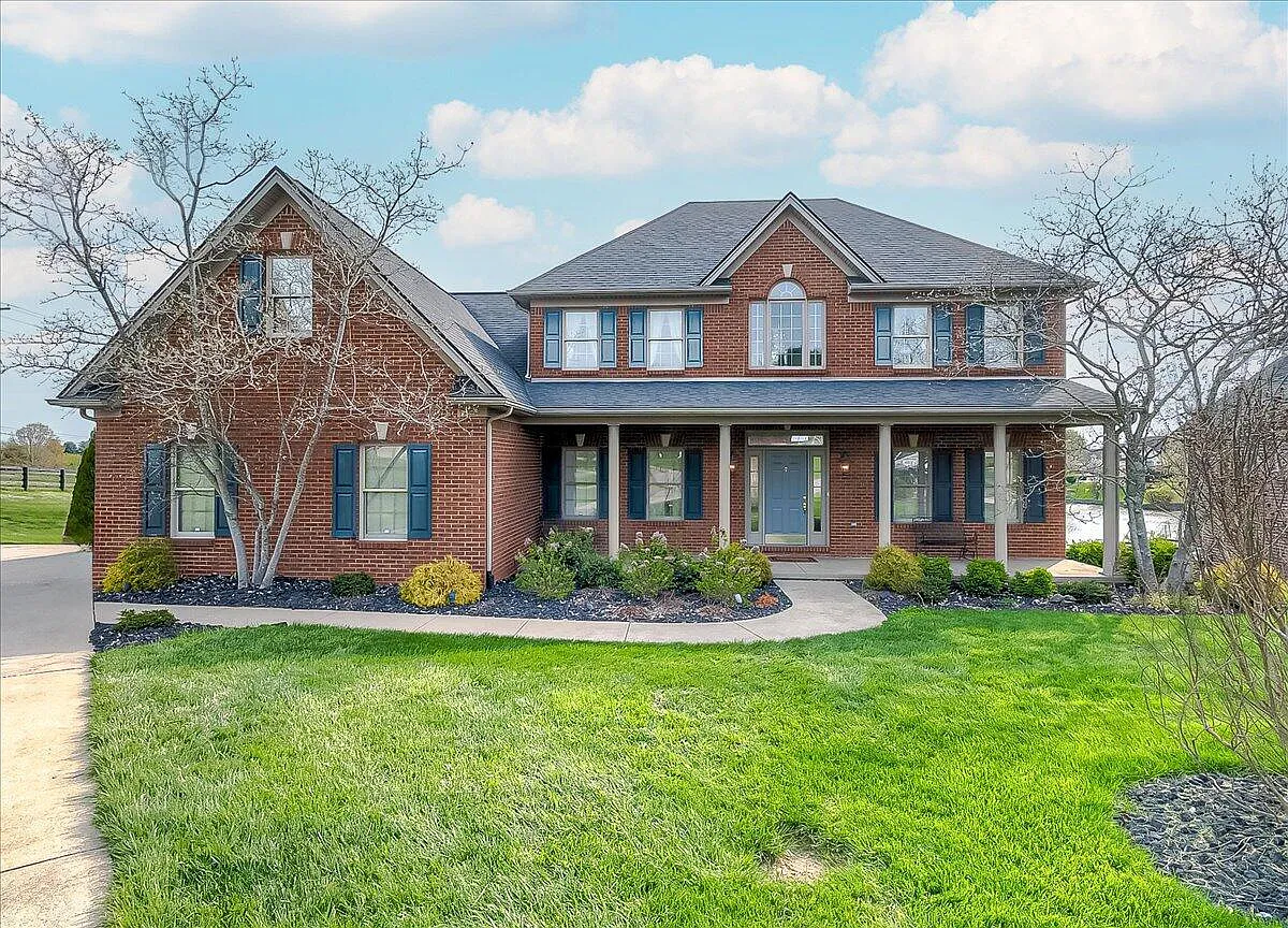 1239 Kimbel Dr photo 1