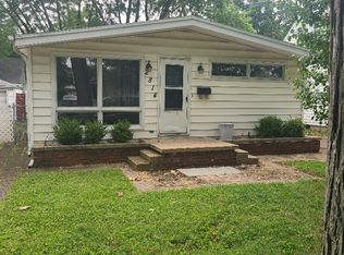 2814 S State St, Springfield, IL 62704