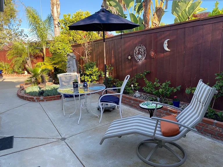 2921 Renault St — Photo 32
