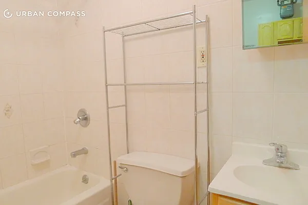 Rented by Compass | media 18