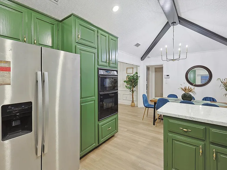609 Arbor Creek Dr — Photo 20