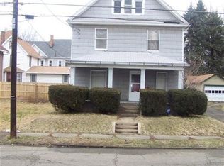 923 8th St NW, Canton, OH 44703