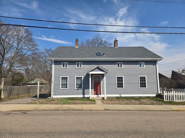 1 Palmer St, Pawcatuck, CT 06379