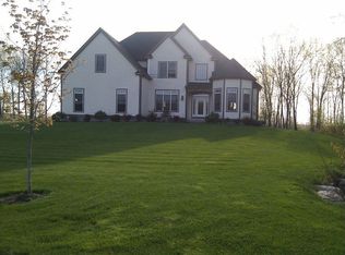 4 Silver Spruce Dr, Grafton, MA 01519