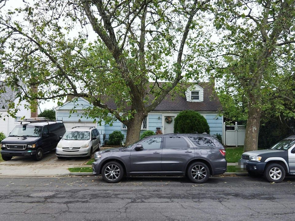 1st image of 763 Coleridge Rd