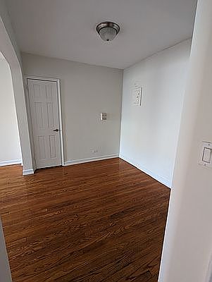 2nd image of 65-70 Booth St #34
