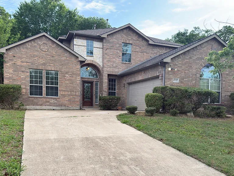4761 Avocet Dr — Photo 2