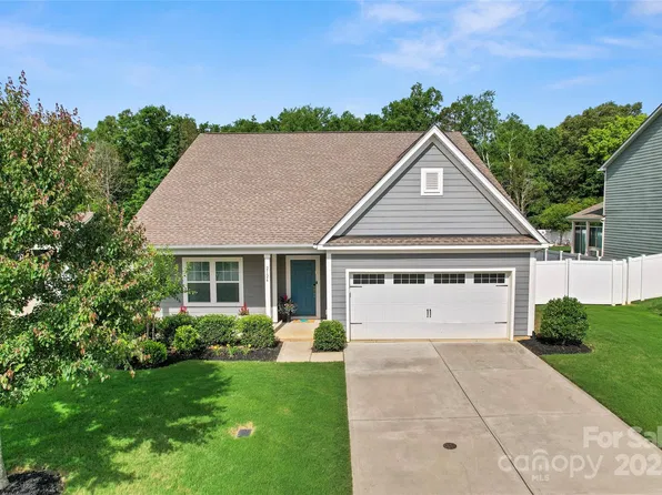 2124 Katie Alice Cir, Waxhaw, NC 28173
