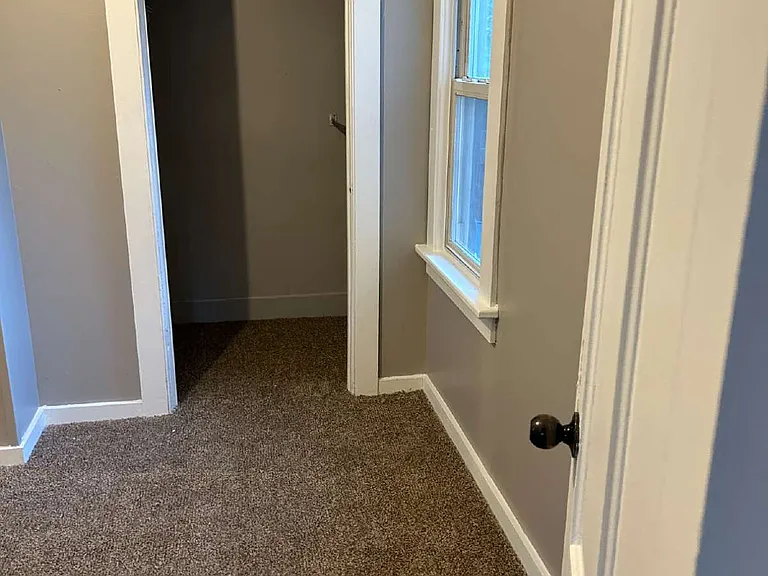 8-10 Clark St #8 — Photo 9