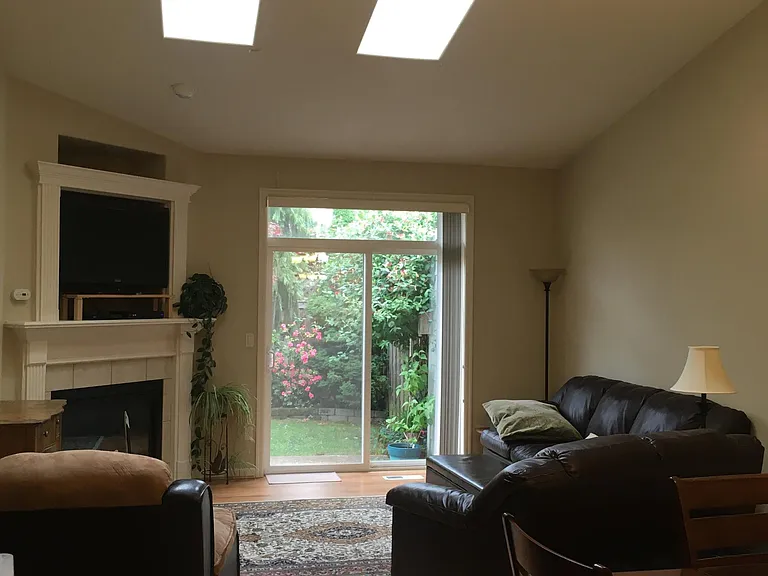 8527 NE 56th Cir — Photo 3