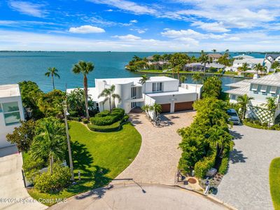 84 Country Club Rd, Cocoa Beach, FL, 32931