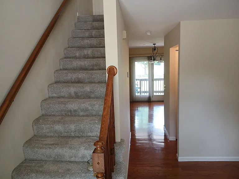 1614 Forest Hills Dr — Photo 13