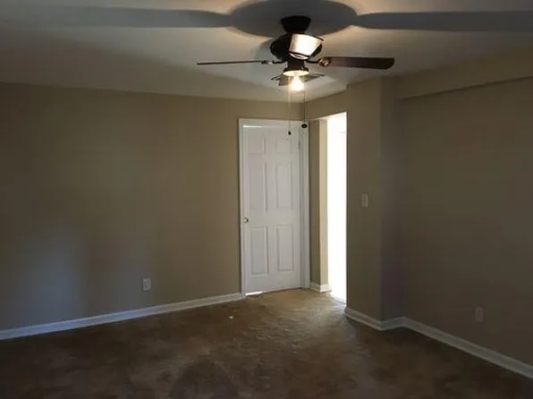 285 Thompson Ave, Glen Burnie, MD 21060