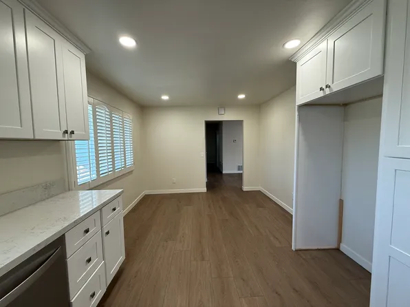 1626 N 2nd Ave, Upland, CA 91784