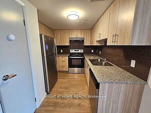 275B Larch St #107 — Photo 6