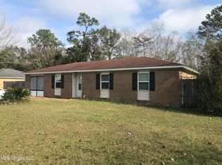 908 Sycamore Dr, Gulfport, MS 39503
