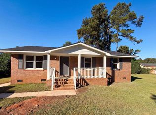 219 Honeysuckle Ln, Winnsboro, SC 29180