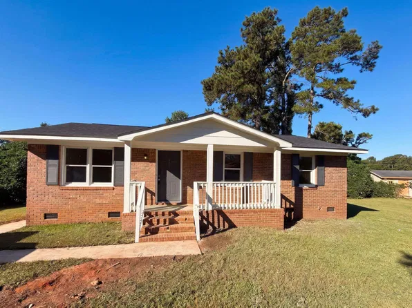 219 Honeysuckle Ln, Winnsboro, SC 29180