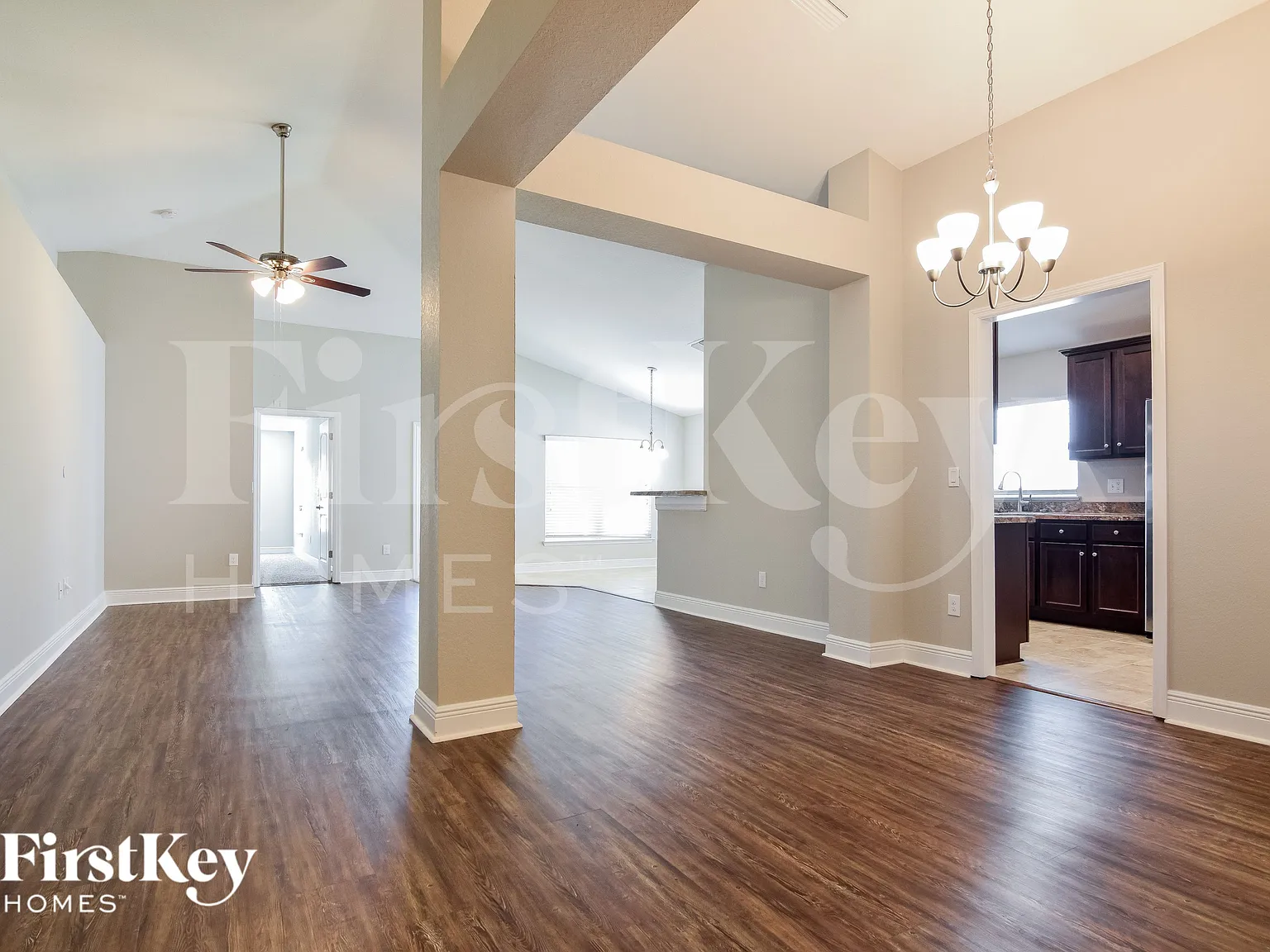 3 bed, 2.0 bath, 1978 sqft, $2,465 — Photo 3