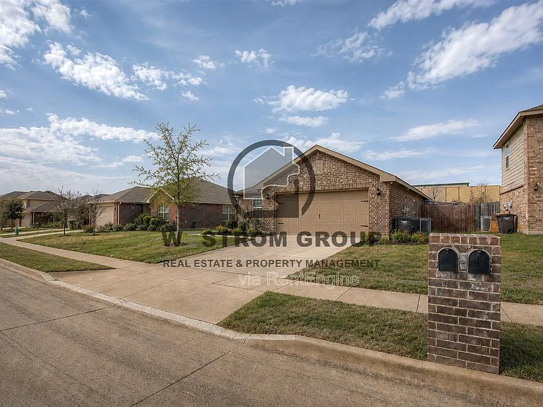 3104 Middleview Rd — Photo 2