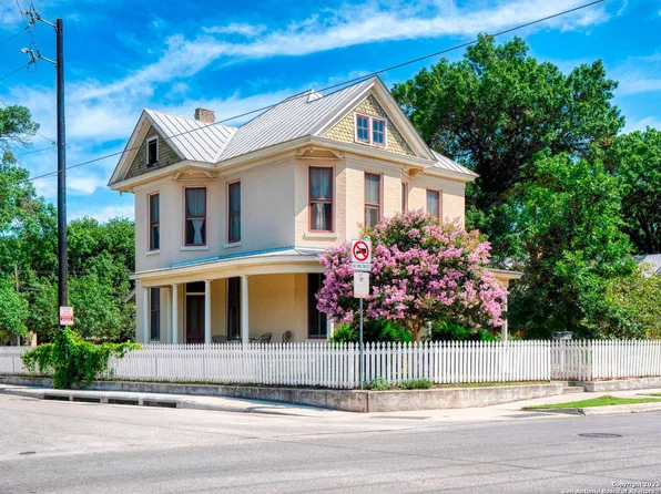 1231 S Alamo, San Antonio, TX 78210