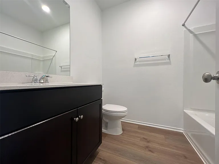 13604 Menard Way — Photo 9